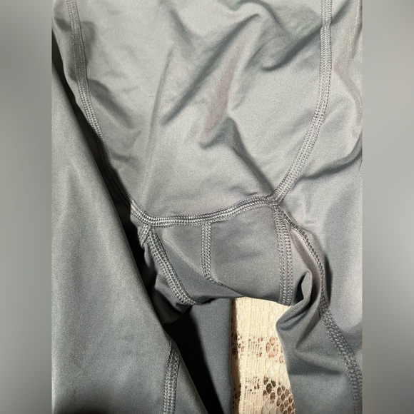 Nike Charcoal Performance Leggings - Picture 6 of 8